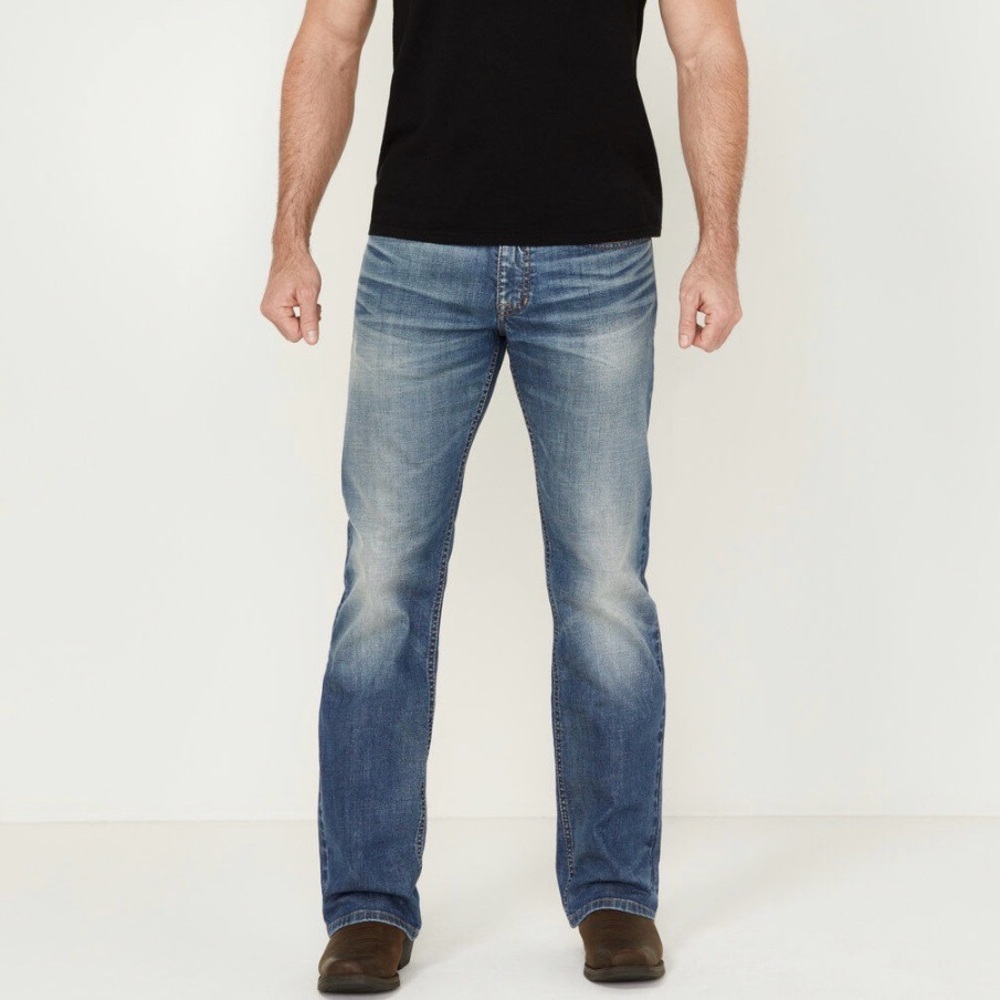 Moonshine Spirit Men’s Slim Bootcut Jean size 34x32 NWOT